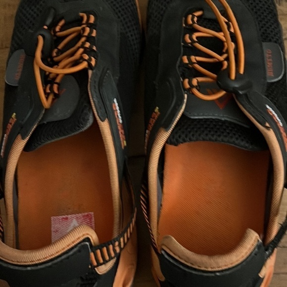 Sandals_&_Flip_Flops